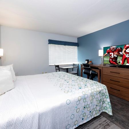 Red Roof Inn & Suites Wilmington - ニューキャッスル エクステリア 写真