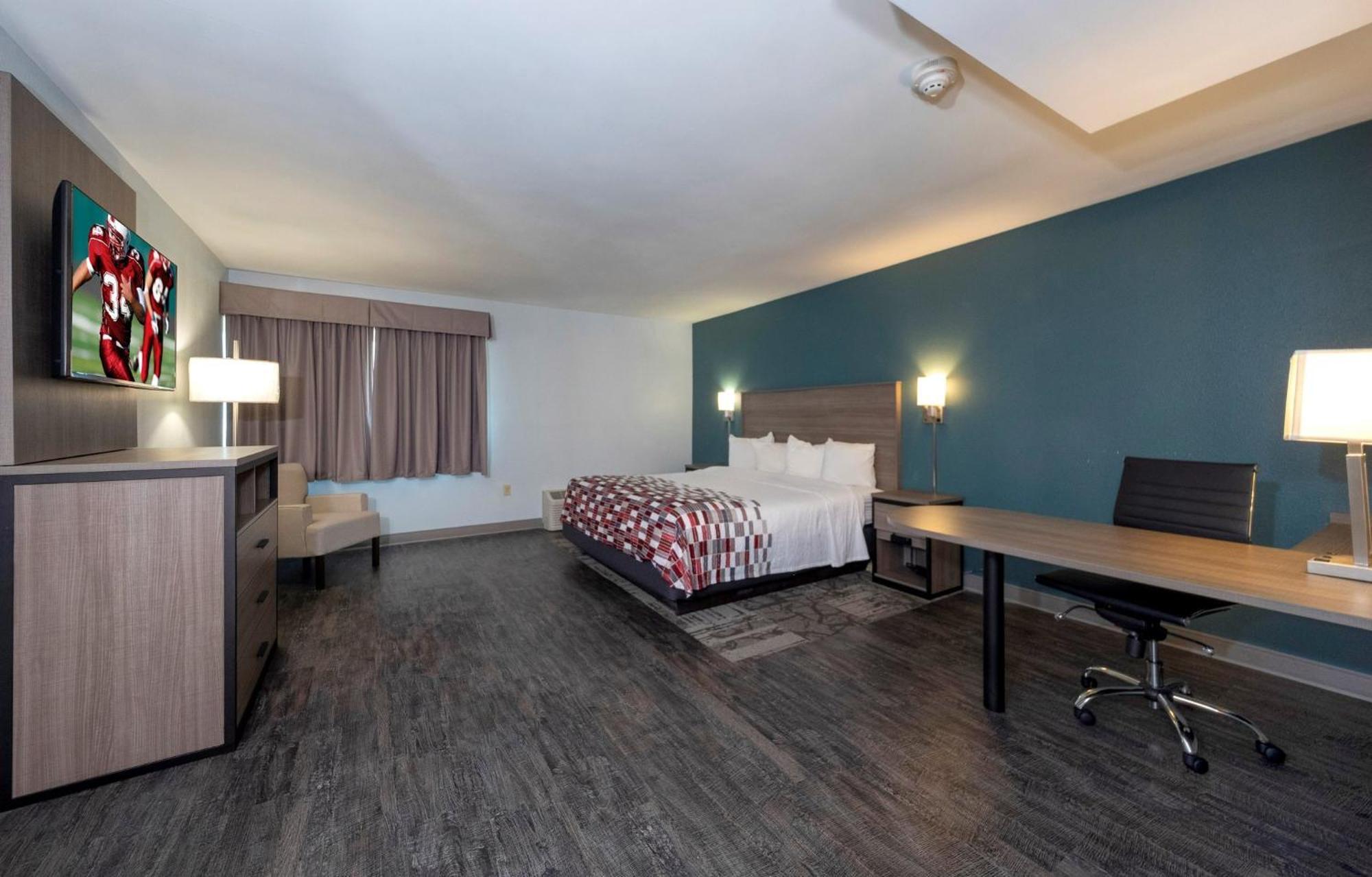 Red Roof Inn & Suites Wilmington - ニューキャッスル エクステリア 写真