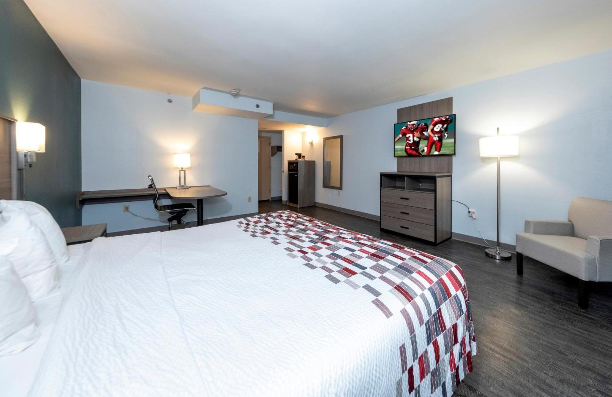 Red Roof Inn & Suites Wilmington - ニューキャッスル エクステリア 写真