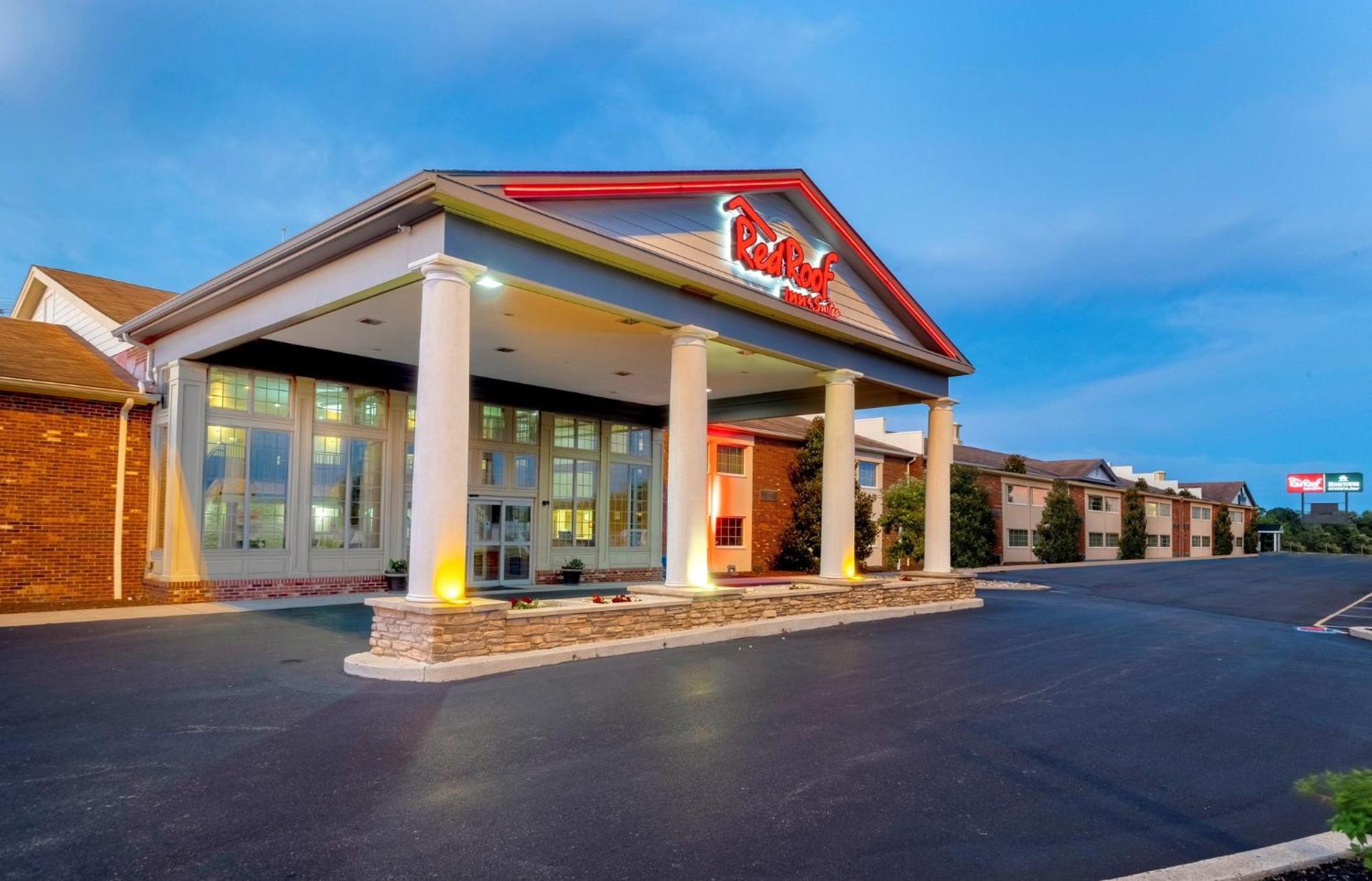 Red Roof Inn & Suites Wilmington - ニューキャッスル エクステリア 写真