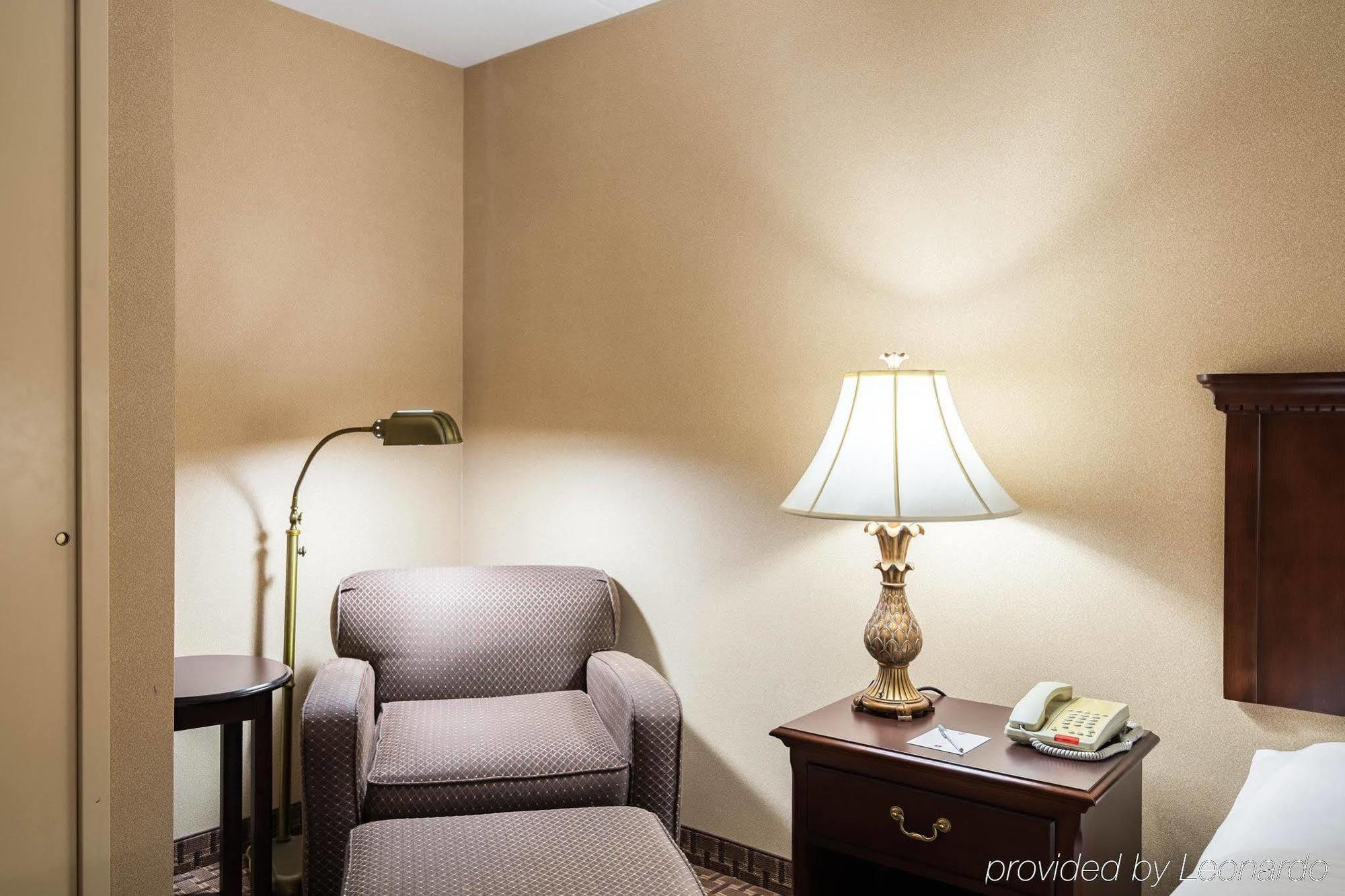 Red Roof Inn & Suites Wilmington - ニューキャッスル エクステリア 写真